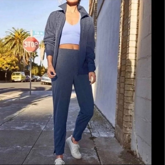 Athleta Brooklyn Textured Ankle Pant Leopard Medieval Violet - Picture 2 of 10